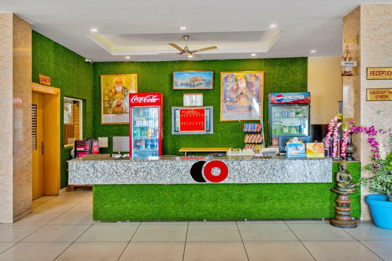 Capital O 40833 Maharaja Hotel & Restaurant Deluxe Kashipur Exterior photo