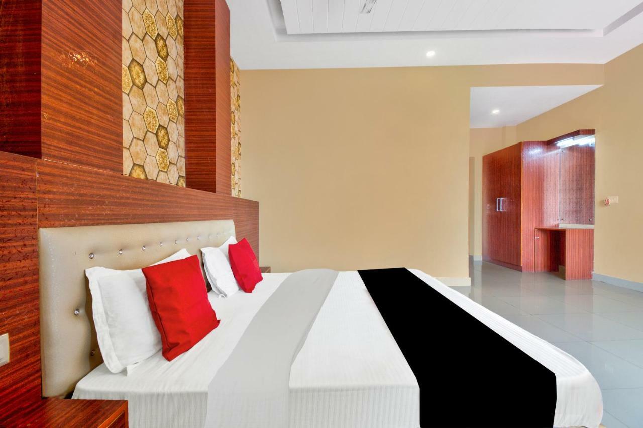 Capital O 40833 Maharaja Hotel & Restaurant Deluxe Kashipur Exterior photo